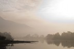 alba sul fiume