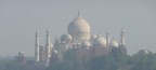 Foschia sul Taj Mahal