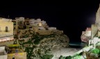 Notturno di un classico scorcio di Polignano a Mare (BA)