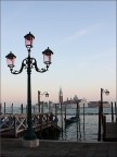 Cartolina da Venezia n° 9: lampioni. Cartolina da Venezia n° 9: lampioni.