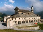 Un santuario tra le nuvole Un santuario tra le nuvole