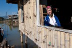 Padaung al lago Inle Padaung al lago Inle