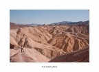 Una distesa interminabile di desolazione e terra, di caldo e poche ombre. Il silenzio necessario alla rinascita.

Uscendo dalla Death Valley.