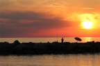 pescatore al tramonto pescatore al tramonto