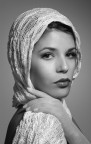 b/w b/w