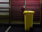Notturno con bidone giallo Notturno con bidone giallo
