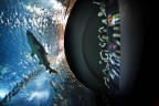 Oceanario di Lisbona...ad un certo punto sento "oooohhh...." mi guardo in alto e vedo questa scena...tutti i bambini a guardare lo squalo.