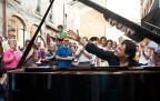 Street piano player Street piano player