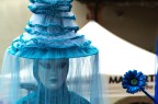 una maschera una maschera