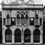 Commenti e critiche sempre benvenuti...