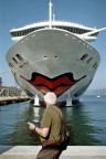 Kiss me! Kiss me!