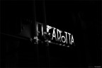 st st