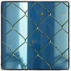 Progetto iniziato nel 2015 dedicato a dettagli e scorci urbani. Scatti realizzati con il Tablet Samsung Galaxy 10.
Le foto vengono successivamente elaborate con il programma Paper Pictures e quindi inserite online tramite Instagram sfruttando i filtri messi a disposizione dal programma.