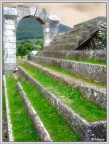 Carsulae - l'arco romano - Carsulae - l'arco romano -