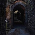 canon eos M
18-55 serie M a 18 mm
1/25
f/6.3
100   treppiede
Pozzo bellissimo borgo della Lunigiana...la parte interna del paese in abbandono ...la foto � una delle mie prime prese di confidenza con il formato 1:1 ..che...per ora preferisco al 3:2 verticale...come PP ho usato il programma Canon DPP  versione antecedente alla 4 ..mi trovo meglio... sulle ombre ho avuto qualche dubbio...poi le ho lasciate pi� chiuse ..
critiche e commenti ben vengano..