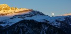 Luna sulle dolomiti di Brenta