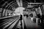 Si puņ essere soli anche in mezzo a tanta gente Si puņ essere soli anche in mezzo a tanta gente