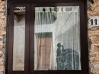 Fuori o dentro? L'importante è che si beva! Fuori o dentro? L'importante è che si beva!