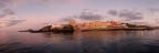 Panoramica della splendida isola di Ventotene all'alba di una bellissima giornata.
Fujifilm xt1 18mm con modalit� panoramica