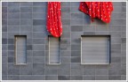 rosso e grigio
