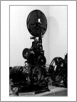 VECCHIO CINE PROIETTORE VECCHIO CINE PROIETTORE