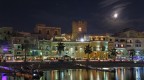 Sulla riva del porto al chiaro di luna Sulla riva del porto al chiaro di luna
