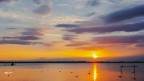 Tramonto sul lago. Tramonto sul lago.