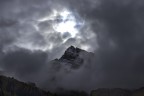 Spiraglio tra le nuvole Spiraglio tra le nuvole