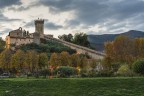 La Rocca ed il camminamento.. (Vicopisano) La Rocca ed il camminamento.. (Vicopisano)