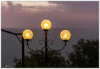 Luci al crepuscolo. Luci al crepuscolo.