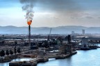 La fiamma nel porto