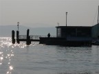 lago di Garda, Portese, 7 maggio 2006
Una pallida alba, foschia e..un uomo...