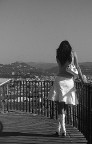 ragazza al piazzale michelangelo