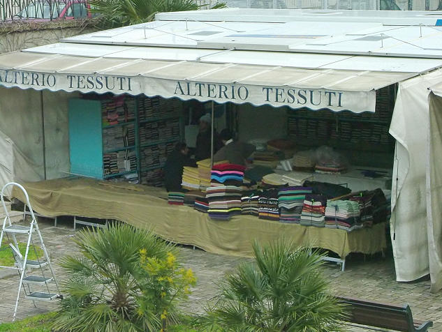 01 - 1600iso - small.jpg