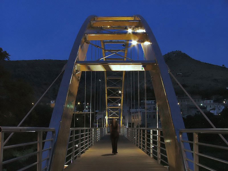 bridge2.jpg