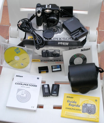 coolpix 5000.jpg
