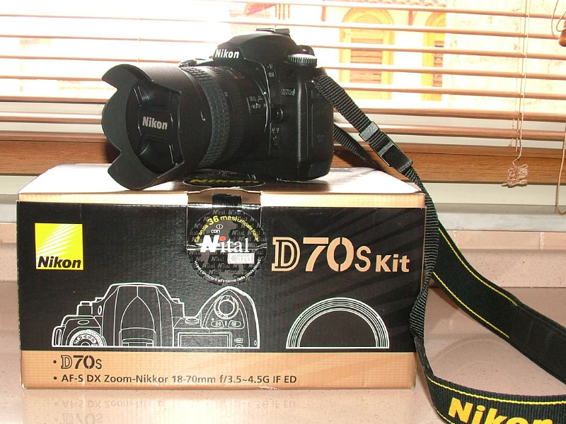 d70s_1.jpg