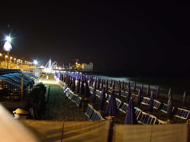 f30 iso200 4sec f2,8 (Medium).jpg