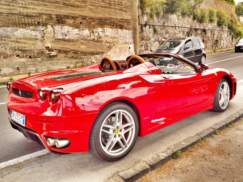 Ferrari4u.jpg
