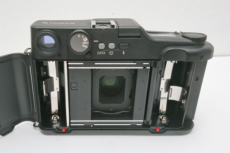 fuji645_4_r_921[1].jpg