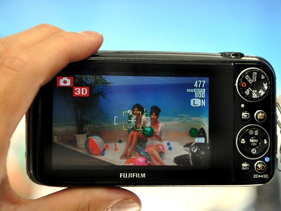 Fujifilm_FinePix_REAL_3D_W3-3.jpg