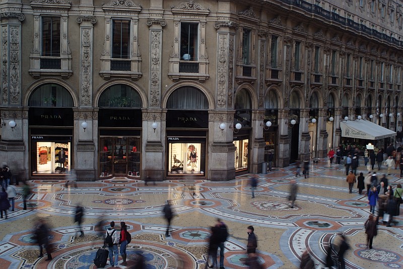 Galleria Elmarit 28 I tipo.jpg