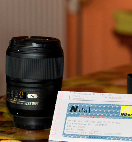 Micro-Nikkor-60 crop.jpg