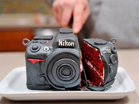 nikon-camera-cake[1].jpg