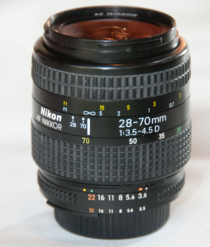 Nikon28-70-01.jpg