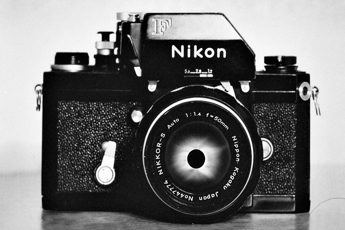 nikonF.jpg