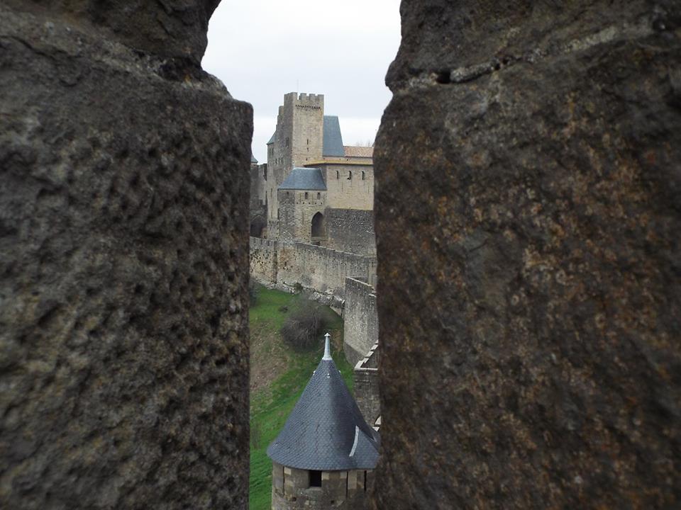 Squarcio di castello.jpg