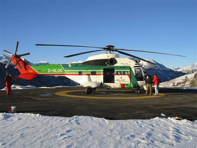 super puma sestrieres 02_02_06 002 (Small).jpg