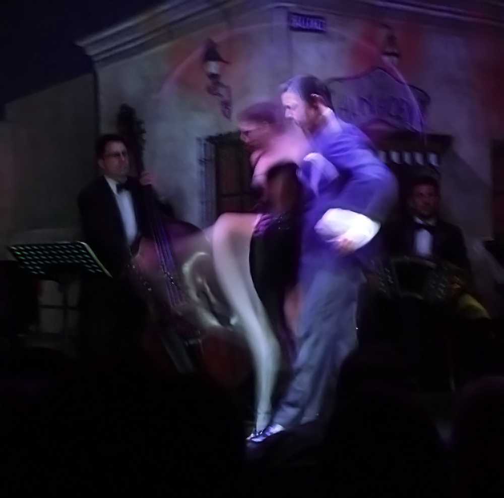 tango.jpg