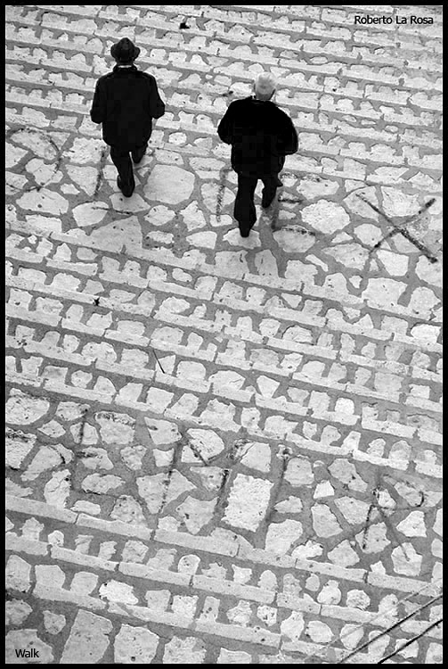 walk-bn.jpg